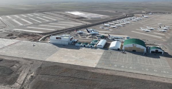 
Qatar Airways met à l’abri en Espagne une partie croissante de sa flotte long-courrier, à mesure que la guerre avec l’Iran 