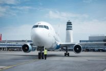 
Vienne renonce à sa troisième piste, mais pas à sa croissance. L’exploitant de l’aéroport, Flughafen Wien AG, met officie