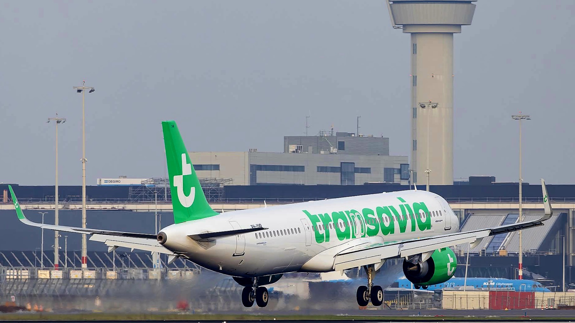 Wroclaw, Alghero, Oran… Transavia France déploie d’autres nouvelles lignes pour l’été 2026, lance son canal WhatsApp 1 Air Journal Wroclaw, Alghero, Oran… Transavia France déploie d’autres nouvelles lignes pour l’été 2026, lance son canal WhatsApp 1 Air Journal