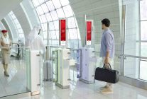 
La compagnie Emirates franchit une nouvelle étape dans sa transformation numérique. Elle investit 85 millions de dirhams (21 mi