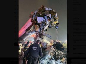 
Un avion régional d’Air Canada Express, en provenance de Montréal, est entré en collision avec un camion de secours sur une 