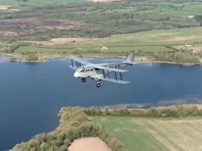 
La compagnie irlandaise Aer Lingus a célébré le 27 mai 2026 le 90e anniversaire de son premier vol en recréant la liaison ina