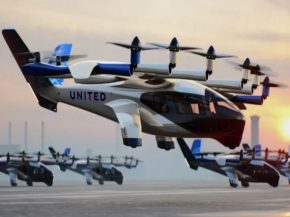 
En 2025, United Airlines assurera un service de taxi aérien entre le centre-ville de Vertiport Chicago et l aéroport internatio
