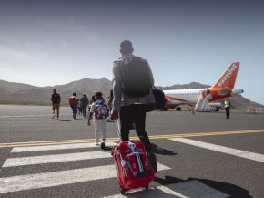 
Une confusion entre nationalités mauricienne et mauritanienne a conduit au refus d’embarquement de sept passagers à l’aéro