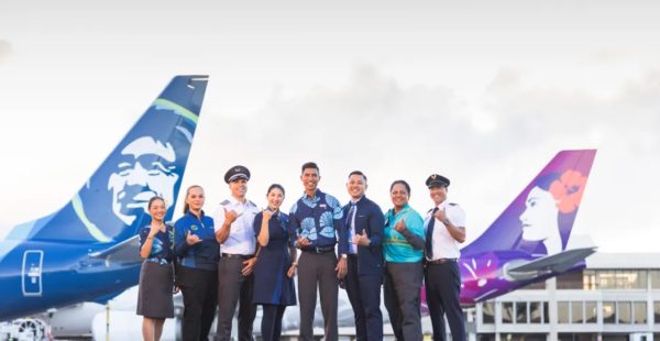 
Alaska Airlines, Hawaiian Airlines et la filiale régionale Horizon Air vont verser à leurs quelque 32 000 salariés l’équiva