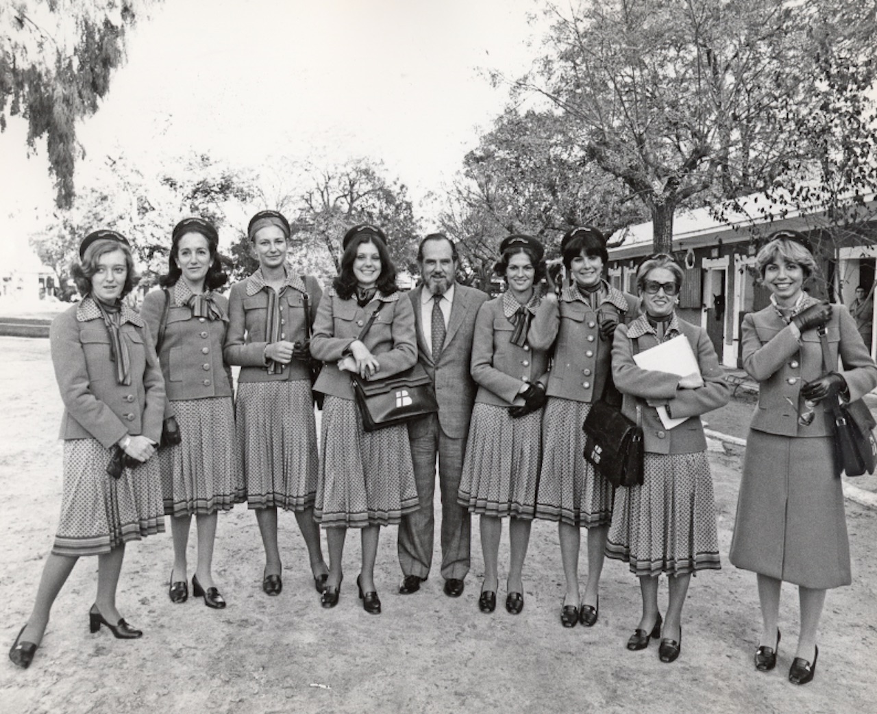 Iberia commémore les 80 ans de ses premières hôtesses de l’air : du DC4 à l’A350 4 Air Journal