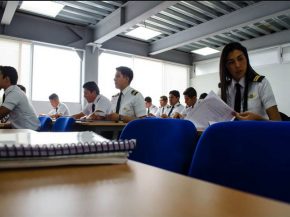 L’avionneur européen Airbus lance un programme de formation pilotes cadet ab initio, qui contribuera à satisfaire la demande d