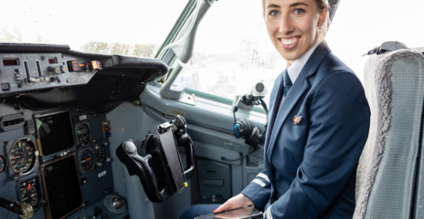 
La compagnie aérienne britannique Jet2.com a annoncé le lancement de son tout premier programme de formation de pilotes entièr