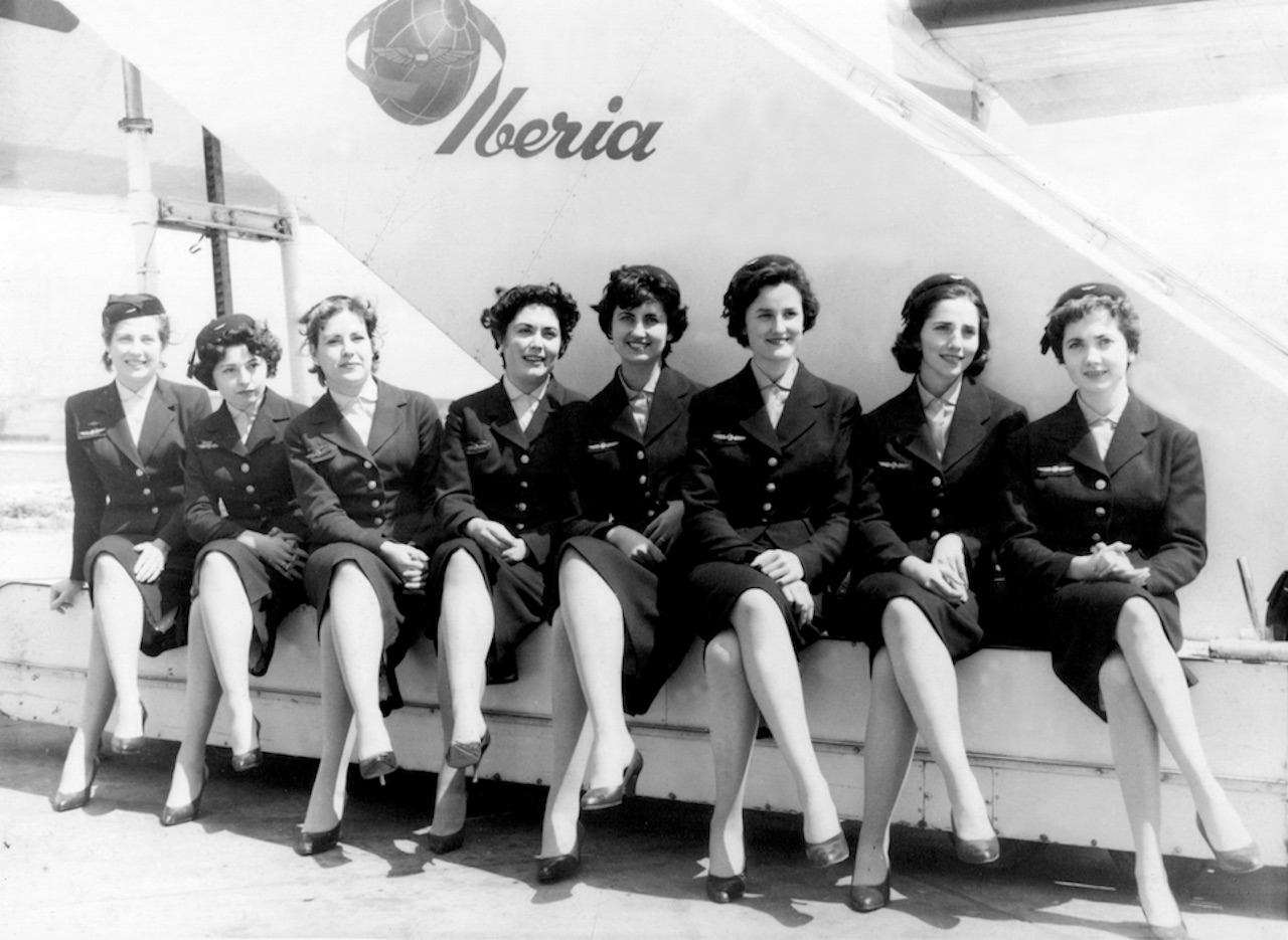 Iberia commémore les 80 ans de ses premières hôtesses de l’air : du DC4 à l’A350 2 Air Journal