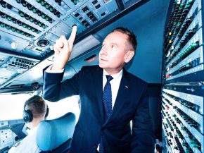 
Lufthansa a effectué le 19 août son premier vol commercial équipé du nouveau Wi-Fi par Satrlink. L’Airbus A320neo D-AINM a 
