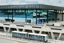 
Avec l’ouverture de son Terminal 3, l’aéroport de Francfort franchit une étape majeure de son développement. Pensé pour a