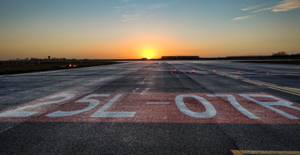 
Brussels Airport procédera cet été à d’importants travaux de rénovation de la piste 07R/25L, visant à garantir la sécuri