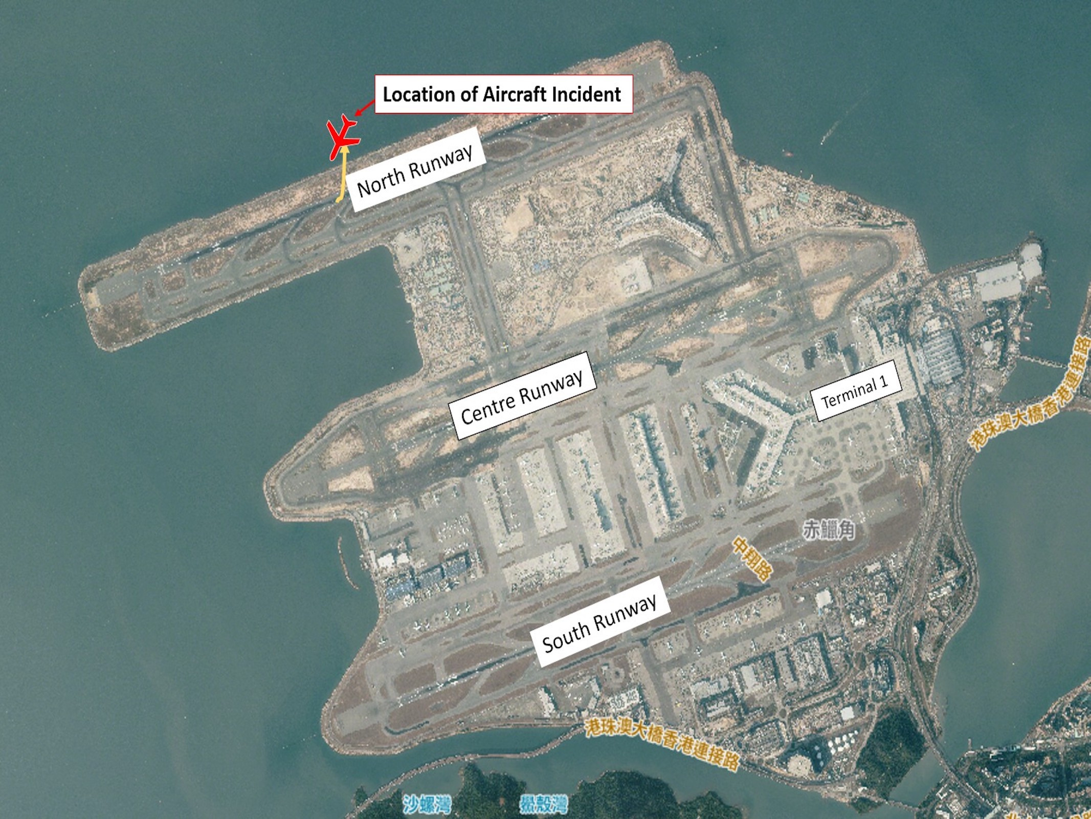 Hong Kong : deux morts après la sortie de piste d’un avion cargo opérant un vol Emirates 10 Air Journal