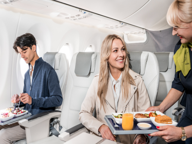 AirBaltic présente son nouveau menu de classe Affaires pour l'hiver 40 Air Journal