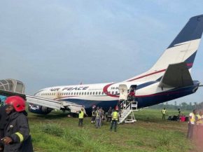 
Deux pilotes de la compagnie nigériane Air Peace ont été contrôlés positifs à l’alcool après la sortie de piste de leur 