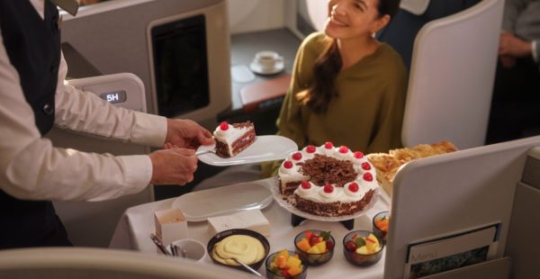 
Lufthansa lance le 6 mai un nouveau concept de service long-courrier,   FOX – Future Onboard Experience », déployé dans les