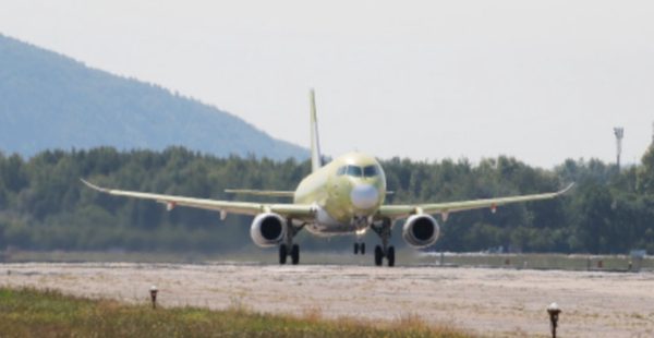 
Hindustan Aeronautics Limited (HAL) et le constructeur russe United Aircraft Corporation (UAC) ont signé le 