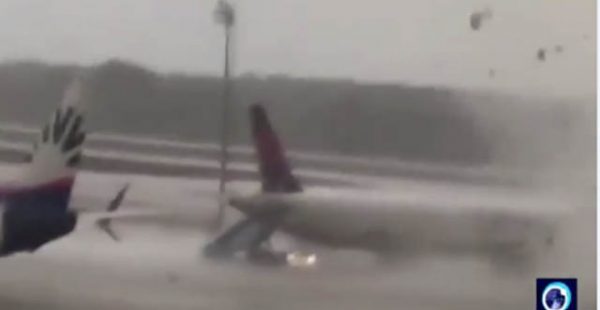 Une tornade a balayé l’aéroport d’Antalya en Turquie provoquant une dizaine de blessés et de substantiels dommages aux avio