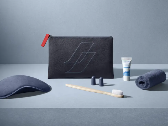 Air France présente ses trousses de confort 3 Air Journal Air France présente ses trousses de confort 3 Air Journal