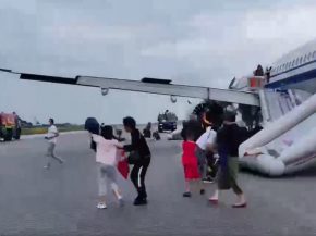 
Un Airbus A320neo d Air China a effectué un atterrissage d urgence à l aéroport de Singapour ce dimanche 10 septembre après u