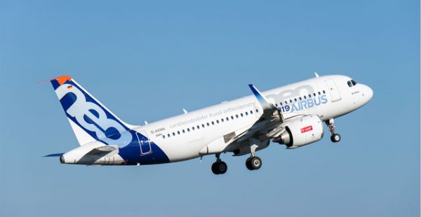 
Le 28 octobre, Airbus, en collaboration avec Dassault Aviation, l ONERA, le Ministère des Transports et Safran, a effectué un v