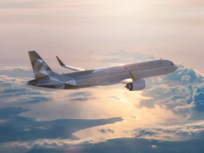 
En août 2025, Etihad Airways a franchi un cap historique en transportant plus de deux millions de passagers en un seul mois, une