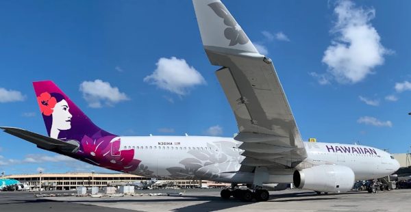 
Hawaiian Airlines a annoncé qu elle intégrerait du carburant d aviation durable (SAF) sur les vols entre Osaka, au Japon, et Ho