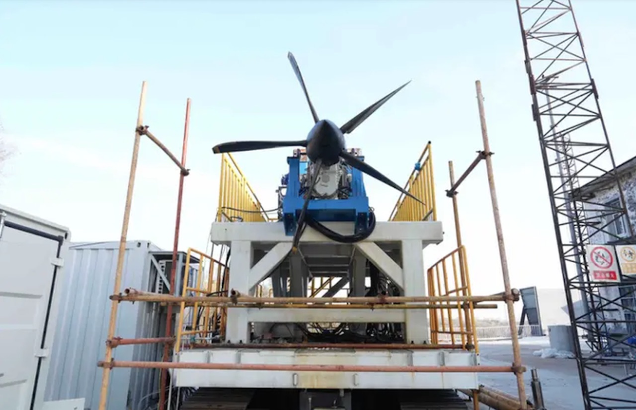 Propulsion à hydrogène : un avion‑cargo chinois de 7,5 tonnes réalise un vol d’essai inédit 1 Air Journal Propulsion à hydrogène : un avion‑cargo chinois de 7,5 tonnes réalise un vol d’essai inédit 1 Air Journal