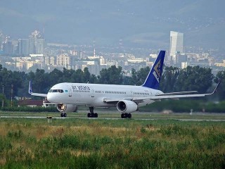 Air-journal_Air Astana B757