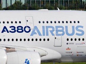 Encore une mauvaise nouvelle pour l Airbus A380 !&nbsp;IAG, maison-mère de British Airways et Iberia, a suspendu les négociation
