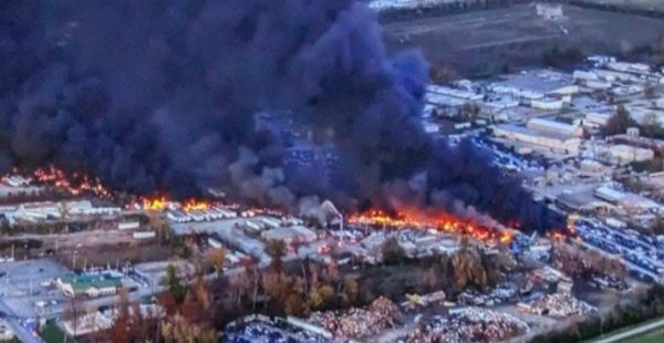 
Un avion-cargo MD-11 de la compagnie UPS Airlines s’est écrasé mardi 4 novembre 2025 peu après son décollage de l