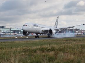 
Alors que l’hiver s’installe en Europe, le groupe Lufthansa lève déjà le voile sur un été 2026 ambitieux : plus de 