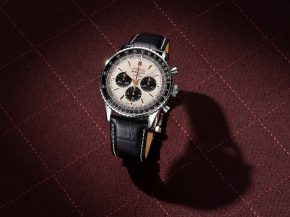 
Pour saluer l’entrée en service de son tout nouvel Airbus A350, SWISS s’associe à la manufacture horlogère Breitling et pr