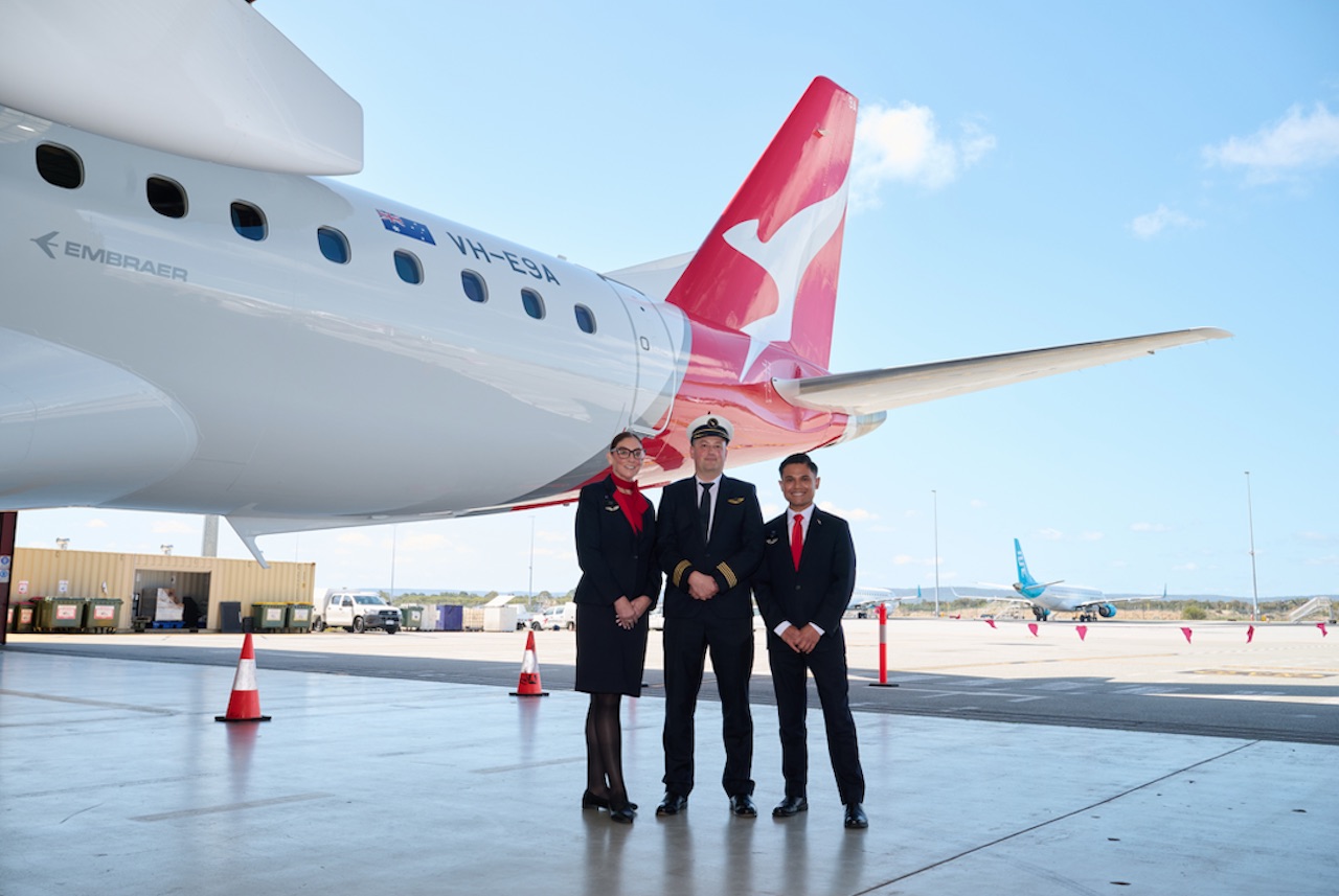 QantasLink tourne la page du Fokker 100 : le premier Embraer E190 est arrivé à Perth 1 Air Journal QantasLink tourne la page du Fokker 100 : le premier Embraer E190 est arrivé à Perth 1 Air Journal