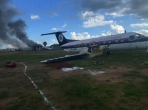 
Une situation insolite s est produite sur la piste d atterrissage de Kikoboga, en Tanzanie, le 28 novembre dernier. En quelques h