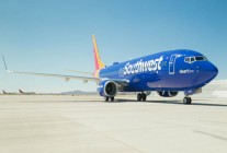 
Un capot moteur s est détaché d un Boeing 737-800 de Southwest Airlines et a heurté un volet de l’aile lors du décollage de