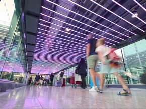 
Malgré l’effondrement brutal de son trafic vers le Moyen-Orient, Londres-Heathrow a accueilli 6,6 millions de passagers en mar