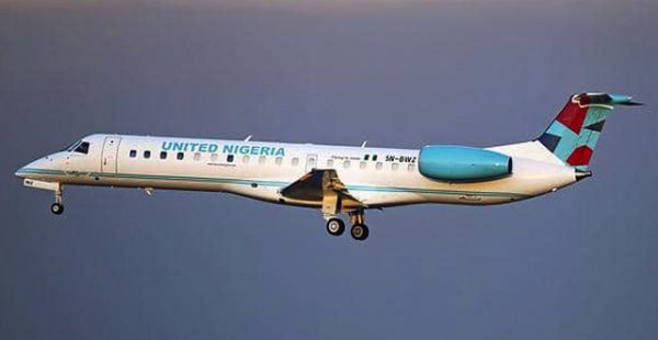 
Les voyageurs du vol UN504 de United Nigeria Airlines ont eu la désagréable expérience le 26 novembre de constater que les pil