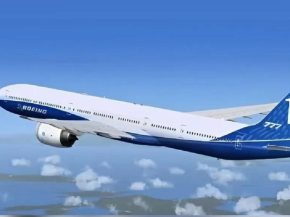 
Le 777‑9 n’est pas encore certifié, mais sa révolution commence déjà en simulation. Boeing vient d’obtenir de la FAA et