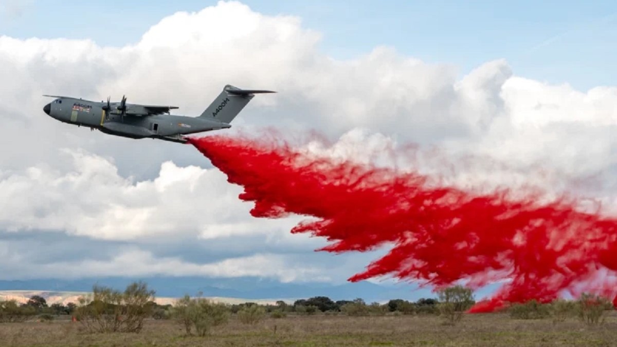 Airbus A400M + kit anti‑incendie : l’Espagne muscle son arsenal contre les incendies dété 1 Air Journal Airbus A400M + kit anti‑incendie : l’Espagne muscle son arsenal contre les incendies dété 1 Air Journal