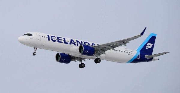 
Icelandair a signé une lettre d’intention pour acquérir 49% de Fly Play Europe, une société basée à Malte qui détient un