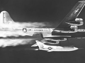 
Histoire de l’aviation – 20 novembre 1953. En ce 20 novembre 1953, c’est le pilote d’essai de nationalité américaine 