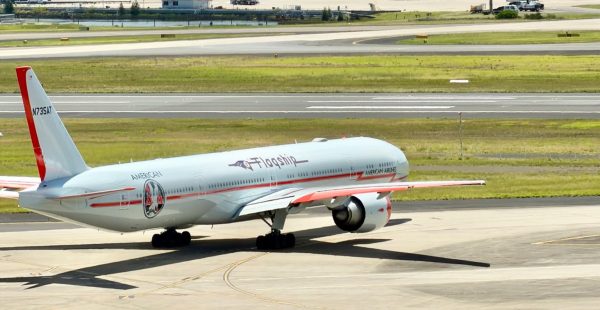 
Un passager est décédé après une urgence médicale survenue à bord d’un vol American Airlines reliant Miami à Rome-Fiumic