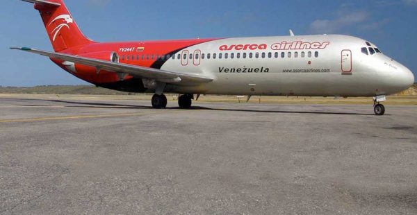 La compagnie aérienne Aserca Airlines, l une des plus importantes du Venezuela, a annoncé la fin de ses opérations dans le pays