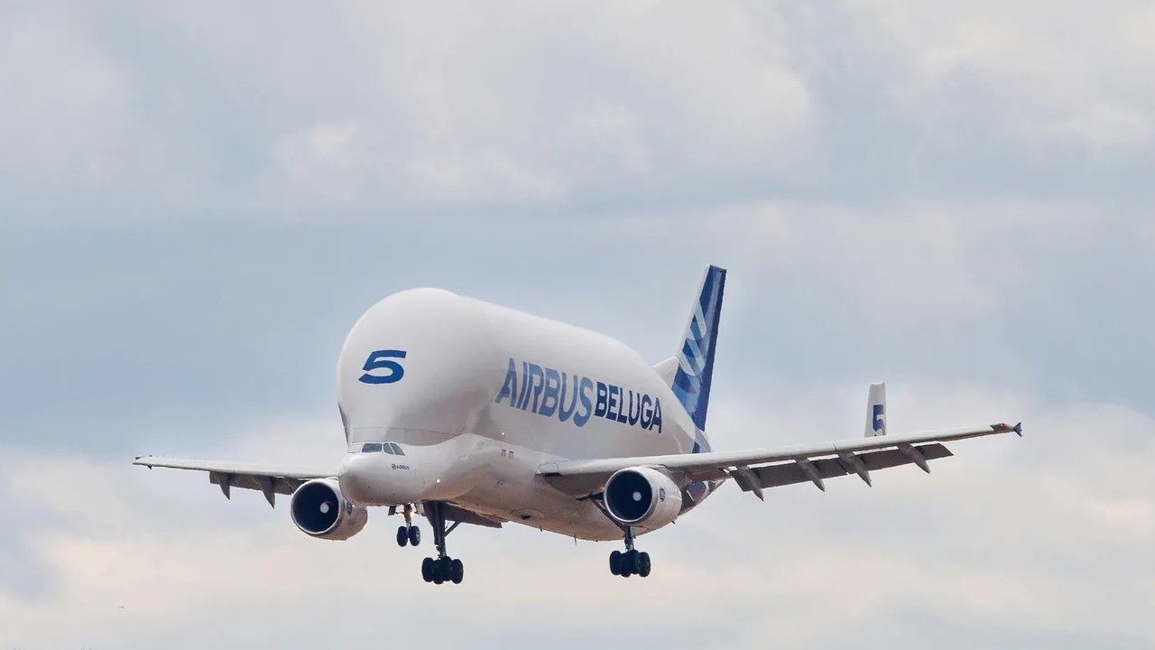 Aéroscopia : un Beluga entre au musée, première mondiale à Toulouse 1 Air Journal Aéroscopia : un Beluga entre au musée, première mondiale à Toulouse 1 Air Journal