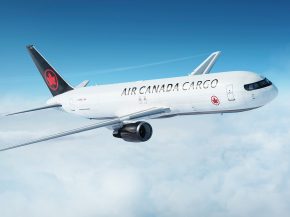 
Le premier Boeing 767-300ER converti 100% cargo de la compagnie Air Canada a effectué jeudi son premier vol de transport de fret
