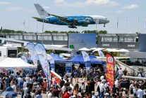 
Les organisateurs du Salon international de l aéronautique et de l espace du Bourget s attendent à une  forte participation» 