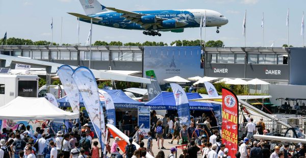 
Les organisateurs du Salon international de l aéronautique et de l espace du Bourget s attendent à une  forte participation» 