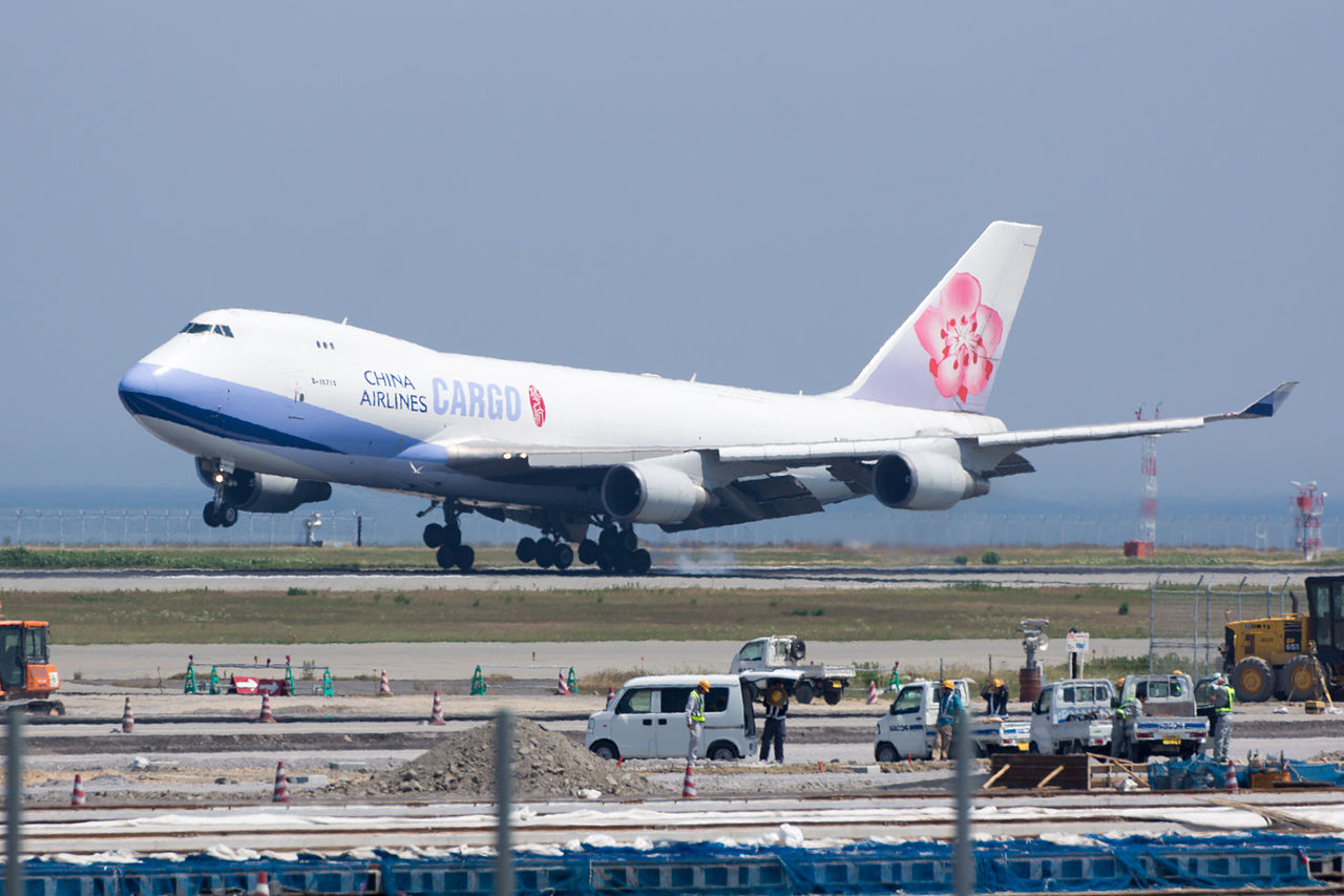 Gros dégâts pour un 747F de China Airlines (vidéos) 8 Air Journal