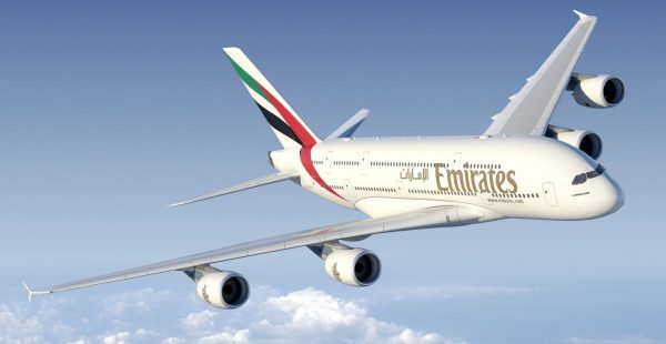 
Emirates, qui a perdu 1,6 milliard de dollars au cours du premier semestre fiscal d avril à septembre, devrait redevenir bénéf